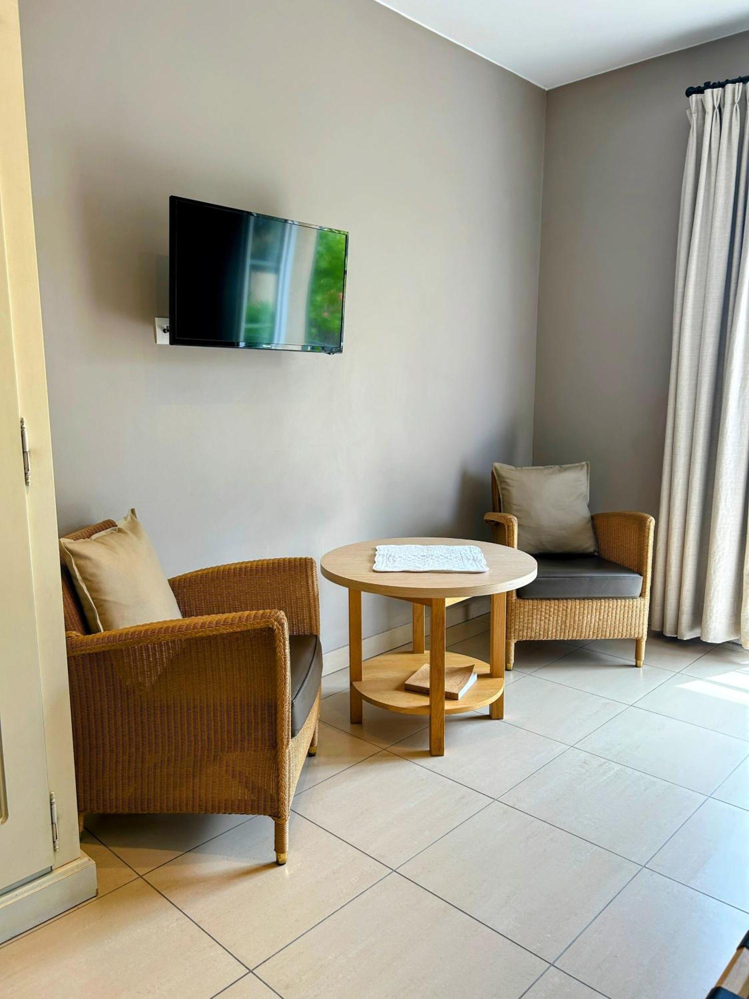 Suite Superieure Domaine Du Golf St Endreol, 1 A 2 Personnes La Motte エクステリア 写真